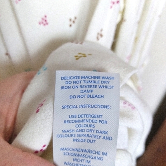 Boden Half Sleeve Clustered Dot Print Blouse Size US 6 - Picture 8 of 8